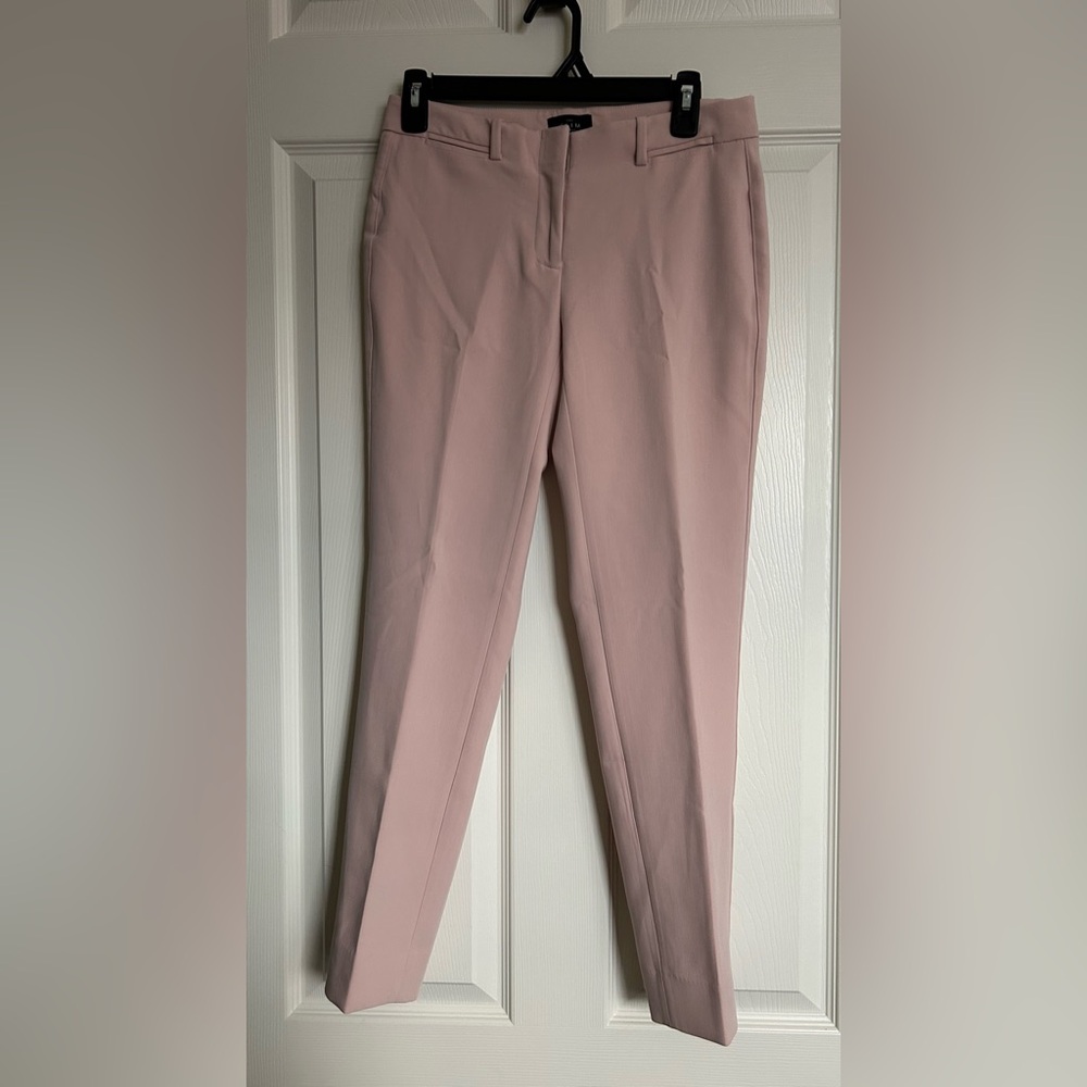 White House Black Market The Slim Ankle Pant Size 0 Color Pale Pink